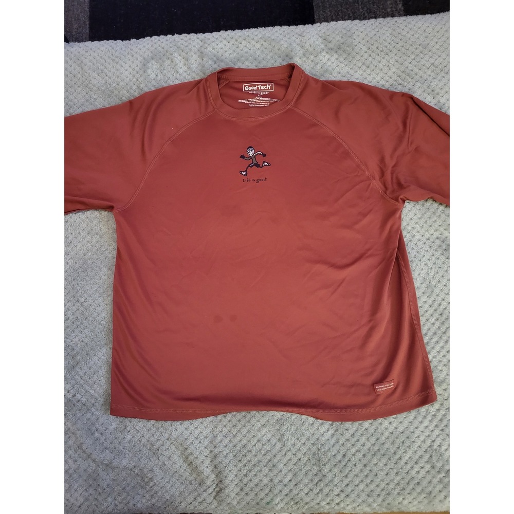 Life is Good athletic shirt sleeve Shirt in rust size large (see pics)